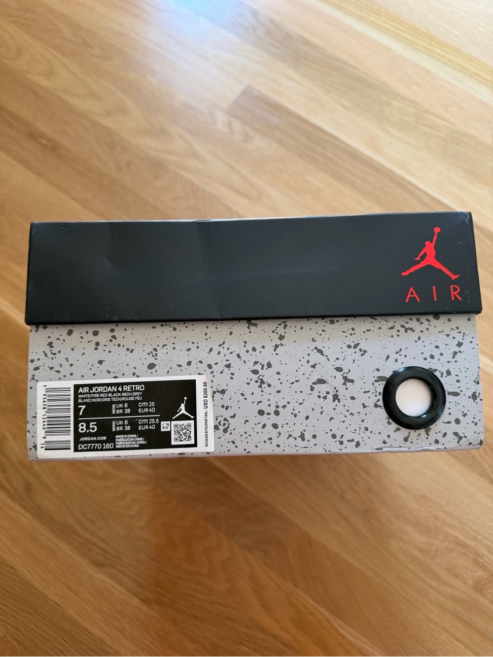 NIB Air Jordan 4 Retro Fire Red 2020 - Picture 7 of 8